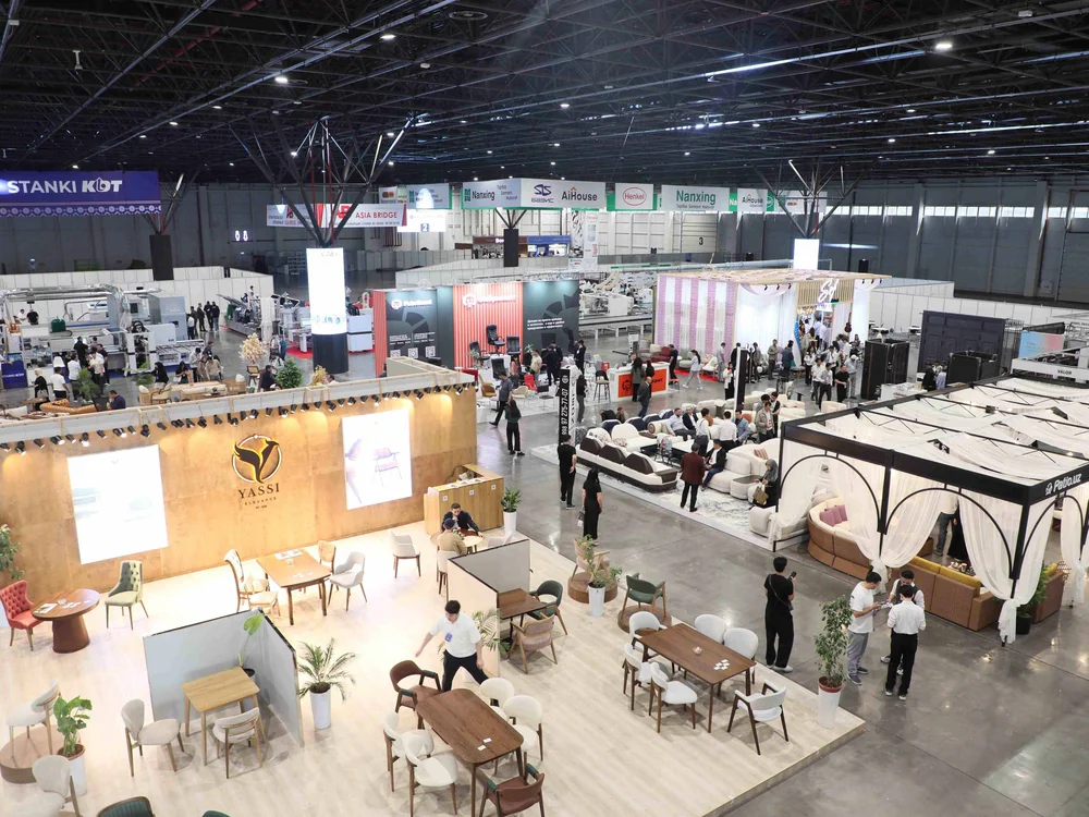 Cultural dialogue at CAEx